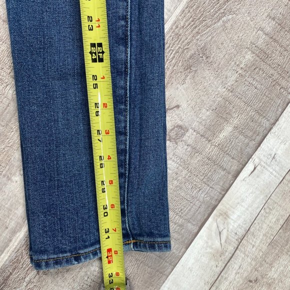 Lucky Brand Medium Wash 110 Skinny Jeans 28x32 - Picture 4 of 10